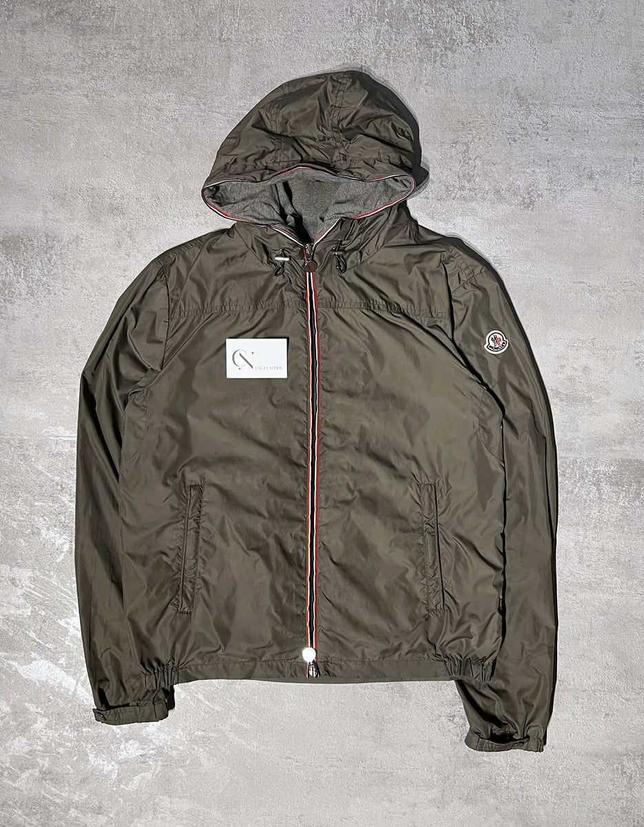 Moncler Urville Windbreaker Jacket - Size 3 – CnExclusives