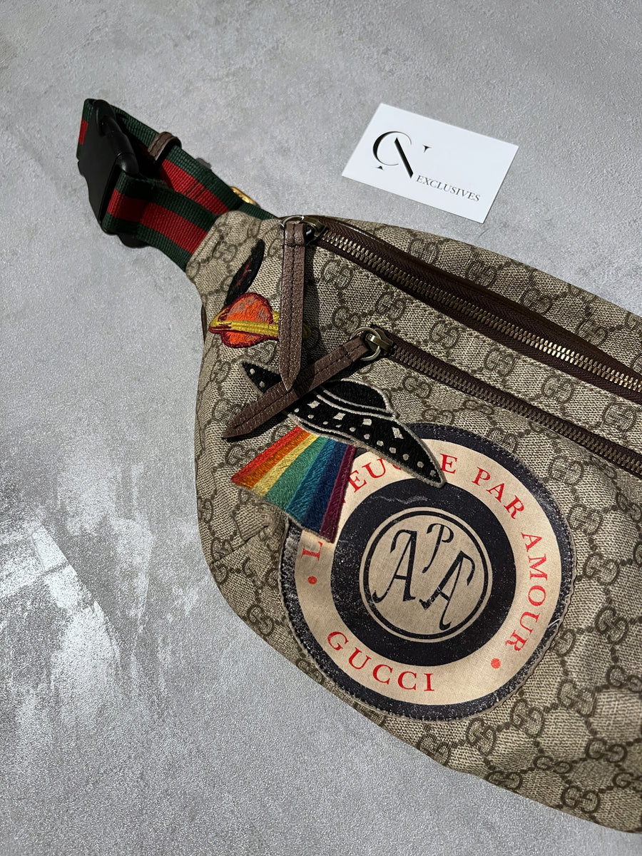 Gucci courrier gg outlet supreme belt bag