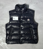 Load image into Gallery viewer, Moncler Tib Gilet - Size 2

