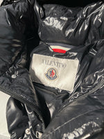 Load image into Gallery viewer, Moncler X Valentino Jacket (x)
