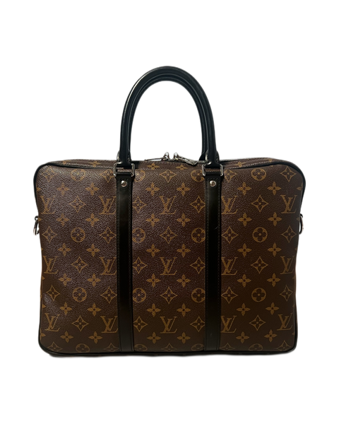 Louis Vuitton Porte Documents Voyage PM – CnExclusives Louis Vuitton Porte Documents Voyage PM – CnExclusives