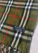 Load image into Gallery viewer, Burberry scarf
