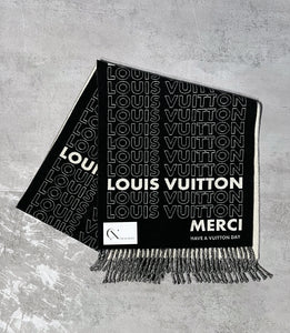 Louis Vuitton Lv List City Scarf