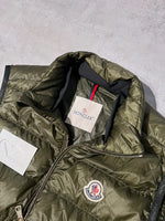 Load image into Gallery viewer, Moncler Lori Gilet - Size 5
