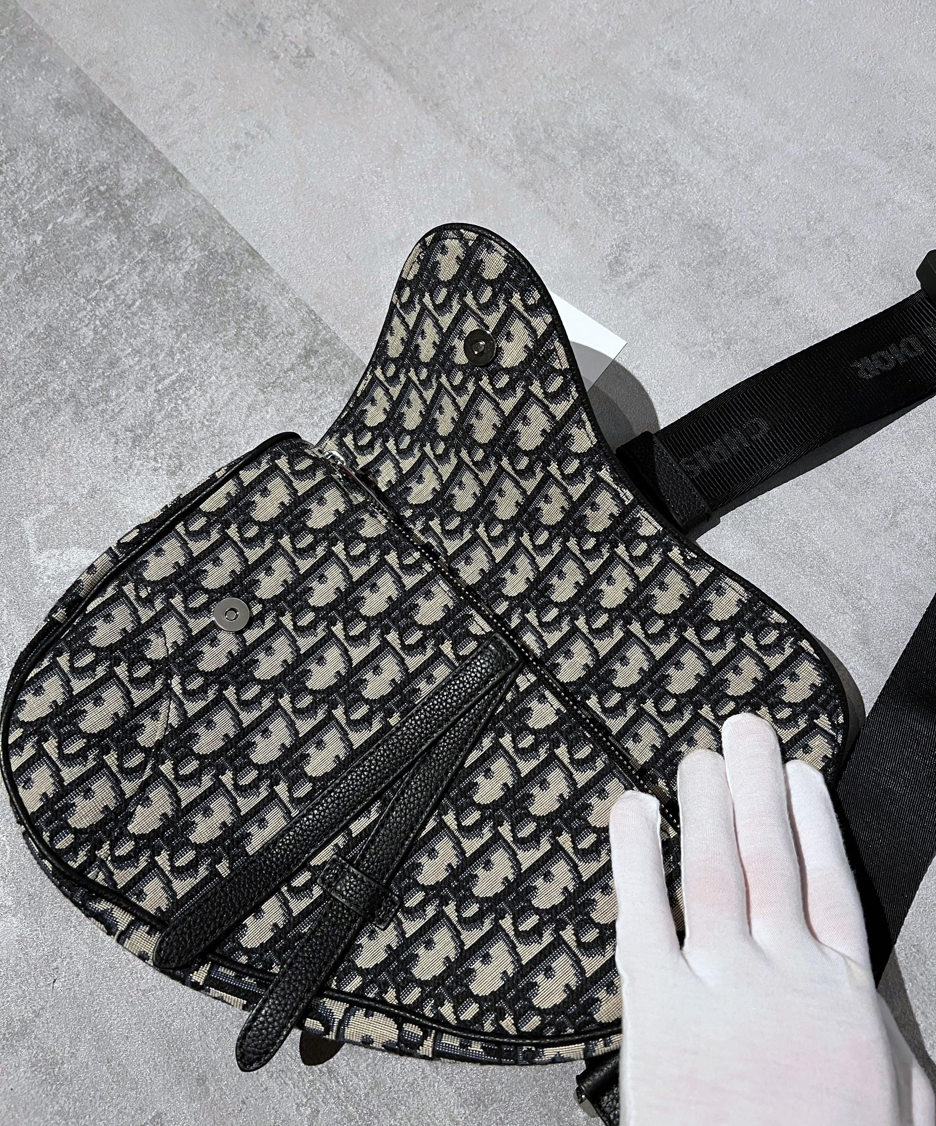 dior saddle bag jacquard strap｜TikTok Search