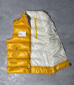 Load image into Gallery viewer, Moncler Park Gilet - Size 3
