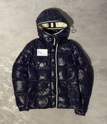 Load image into Gallery viewer, Moncler Quincy
