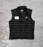 Load image into Gallery viewer, Moncler Gir Gilet - Size 4
