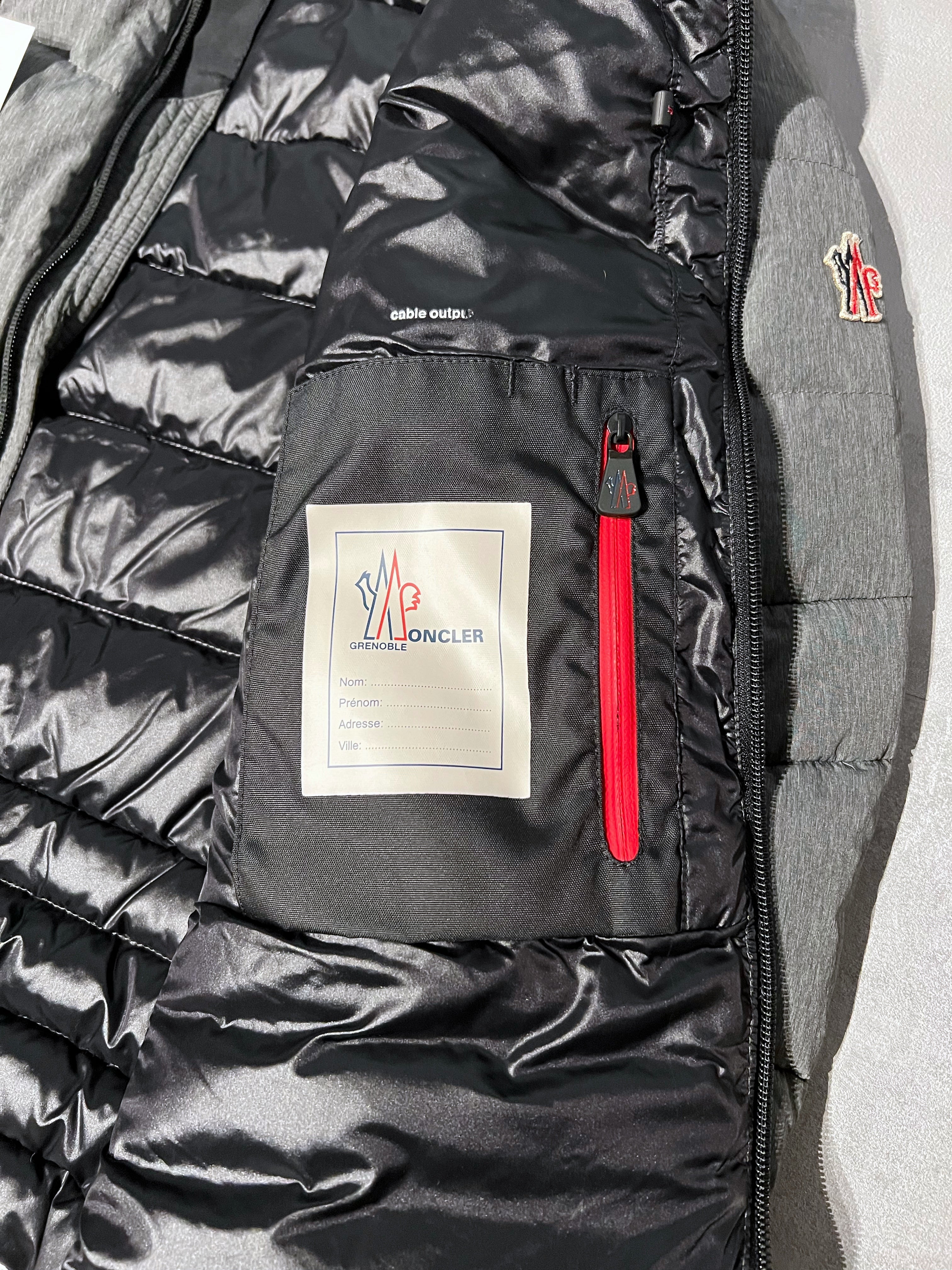 Moncler Carrigvore Jacket - Size 2 (x)