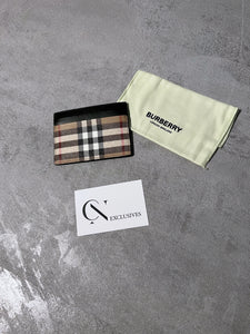 Burberry Cardholder – CnExclusives