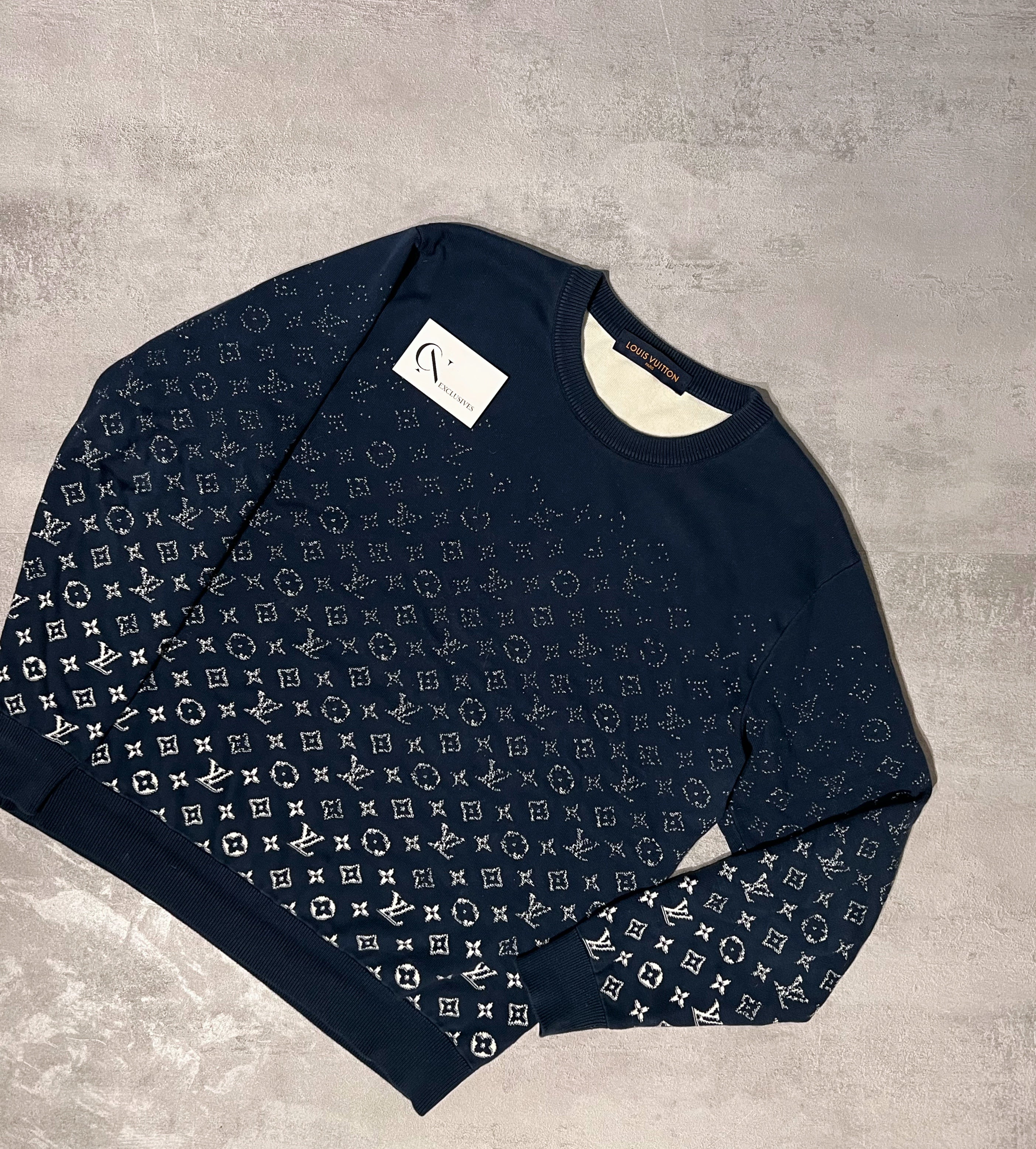 Louis Vuitton - Gradient Crewneck Sweatshirt - Catawiki