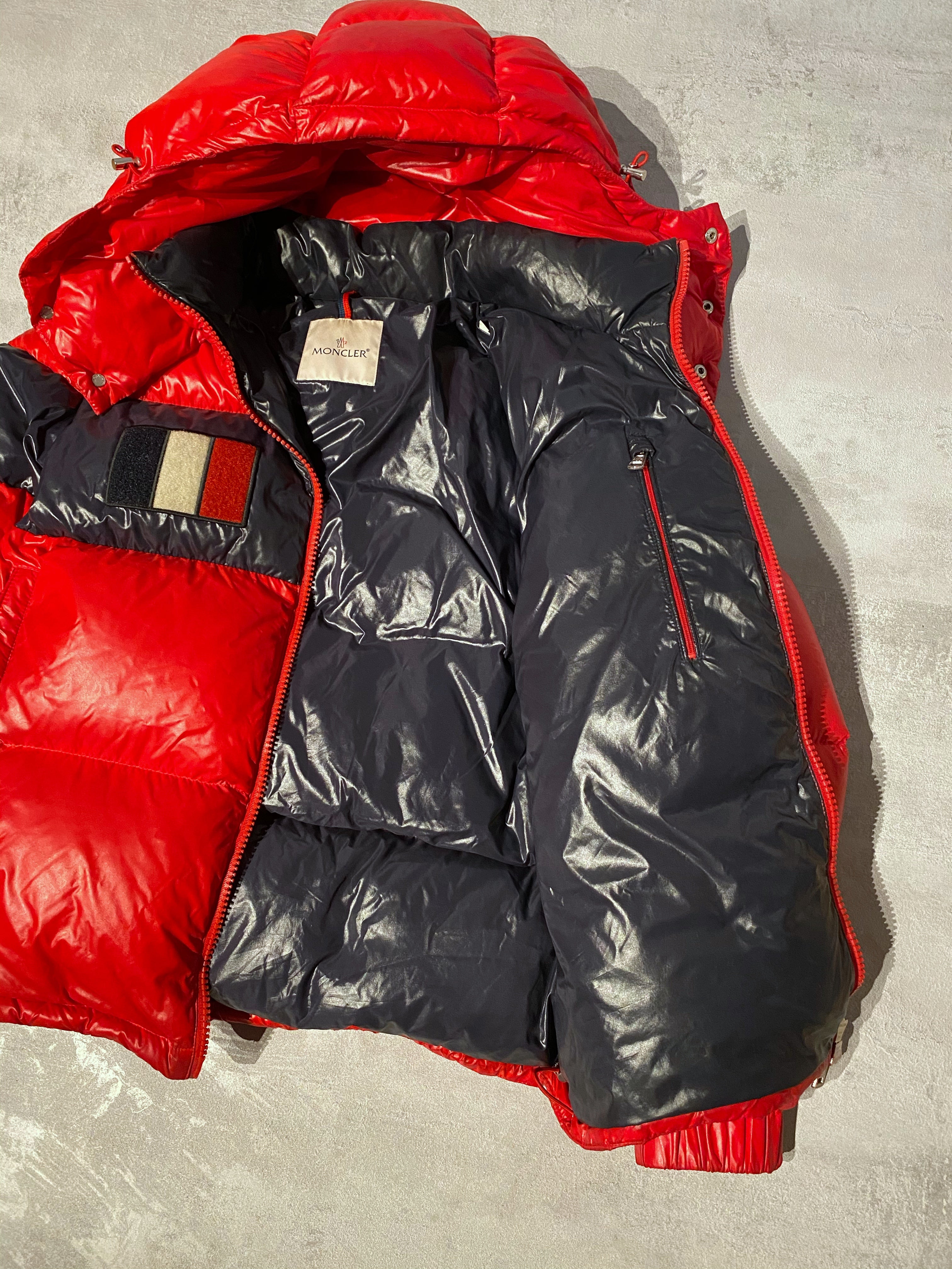 Moncler Gary Jacket Size – CnExclusives