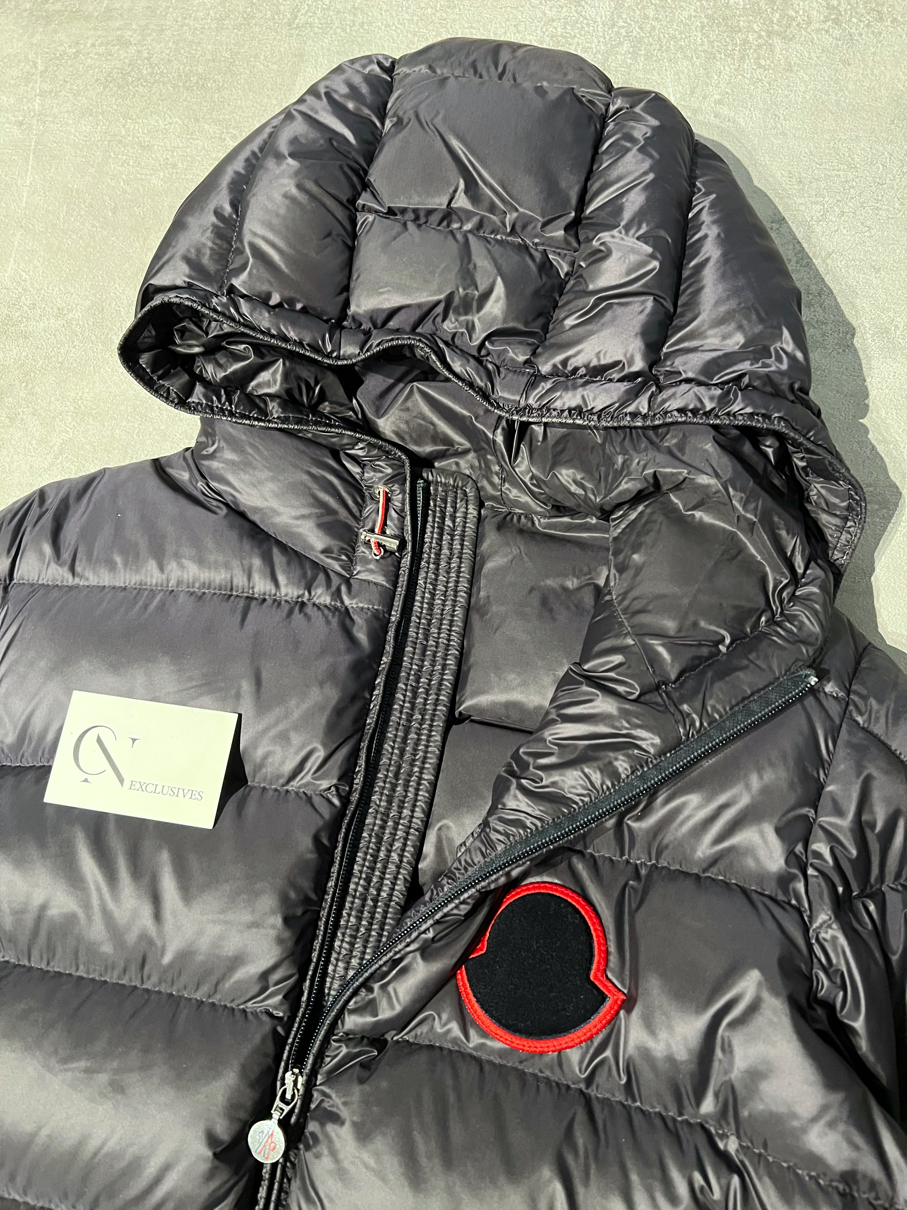 Moncler Sassiere Jacket - Size 4 – CnExclusives