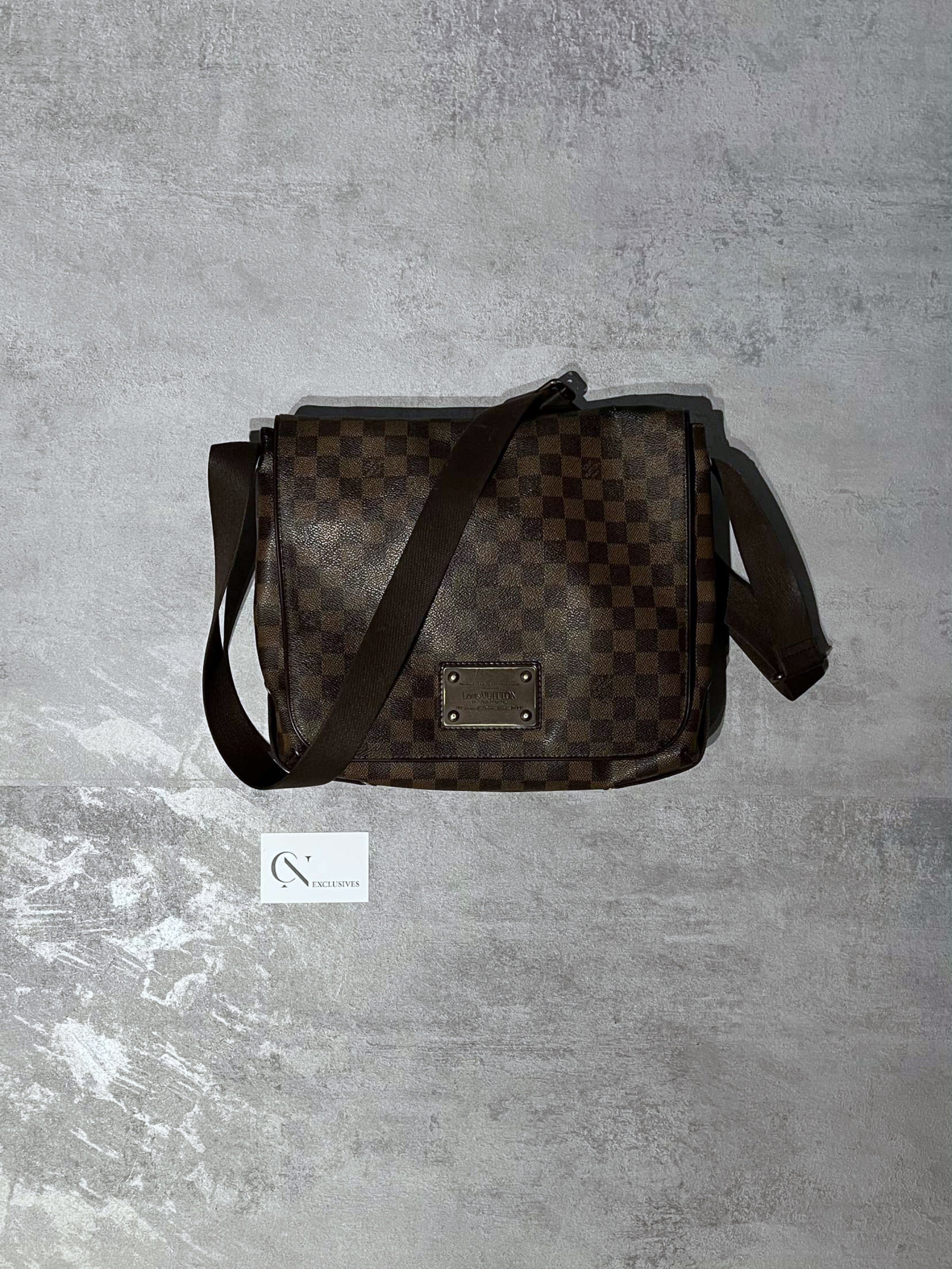 Louis Vuitton Brooklyn MM Damier Ebene Coated Canvas Messenger Bag on SALE