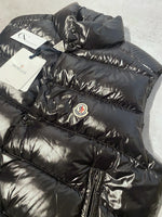 Load image into Gallery viewer, Moncler Tib Gilet - Size 6
