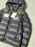 Load image into Gallery viewer, Moncler Bramant Jacket - Size 1
