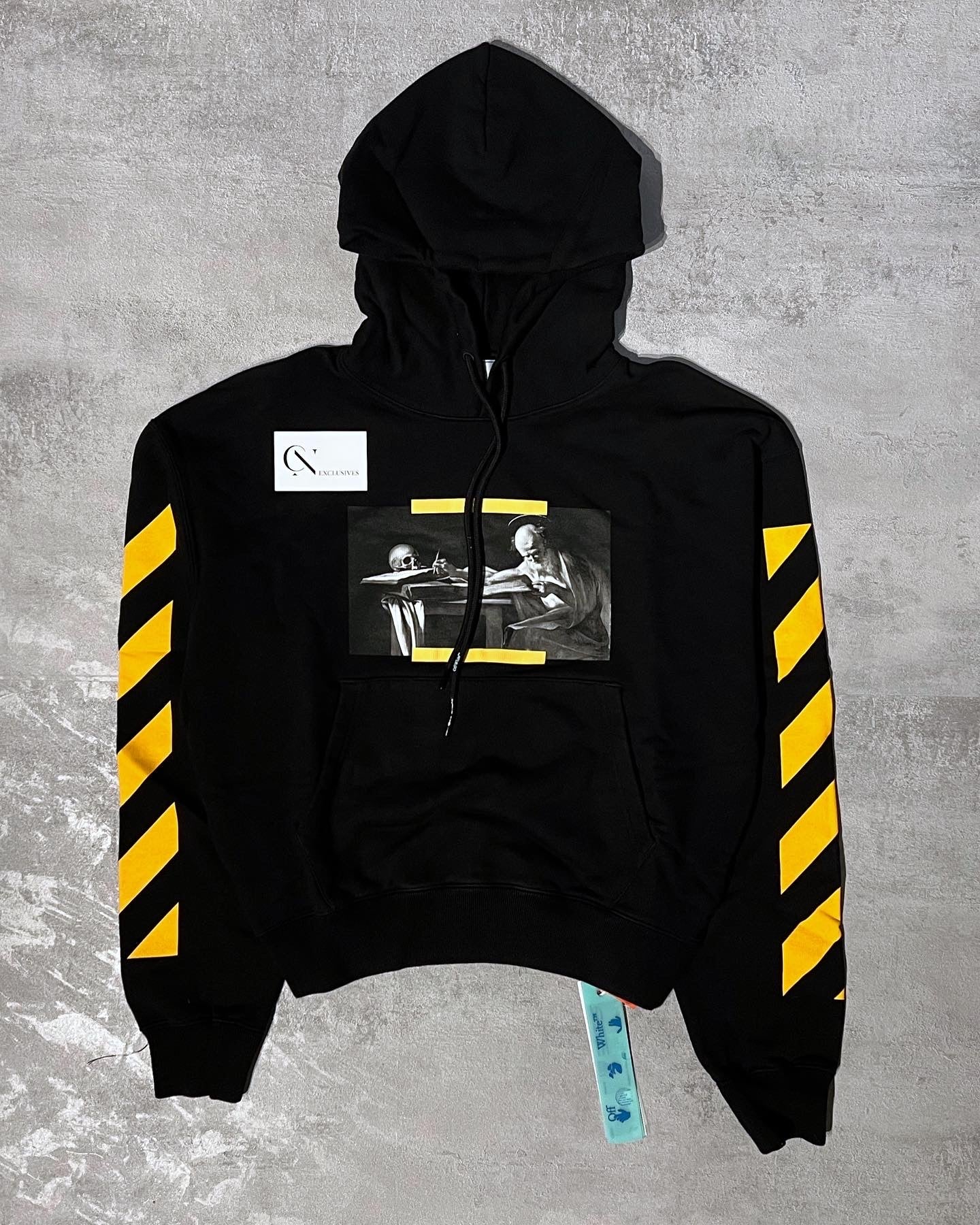 Off white caravaggio outlet hoodie yellow