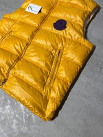 Load image into Gallery viewer, Moncler Park Gilet - Size 3

