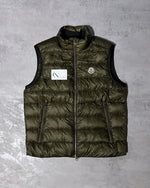 Load image into Gallery viewer, Moncler Lori Gilet - Size 5
