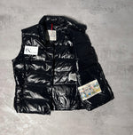 Load image into Gallery viewer, Moncler Ghana Gilet - Size 3
