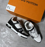 Load image into Gallery viewer, Louis Vuitton Trainers
